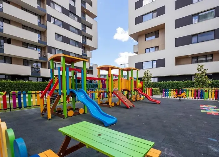 Labyrinth Apartment - Free Parking Space Included